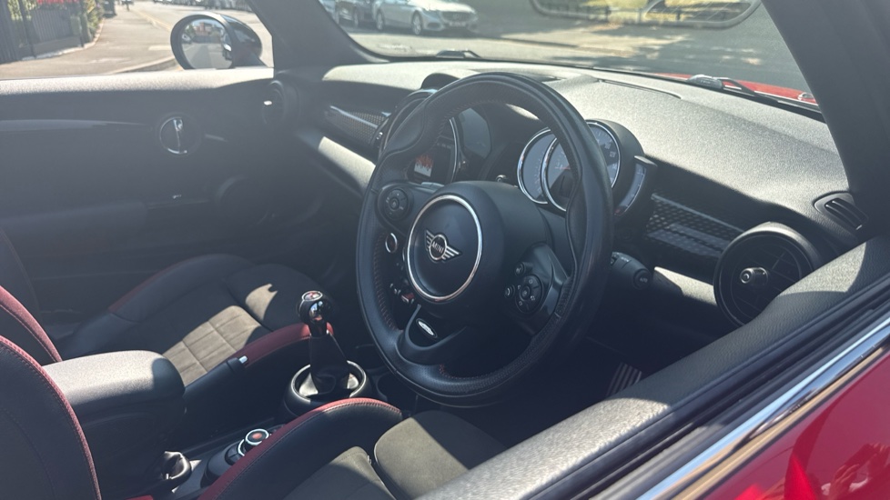 MINI Convertible 2.0 Cooper S Sport II 2dr Petrol Convertible - Image 11
