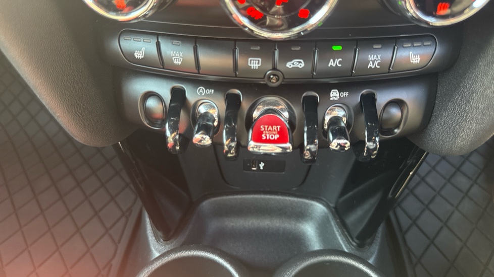 MINI Convertible 2.0 Cooper S Sport II 2dr Petrol Convertible - Image 32