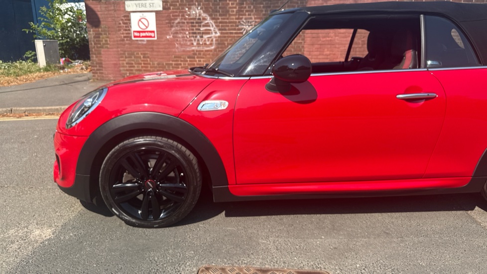 MINI Convertible 2.0 Cooper S Sport II 2dr Petrol Convertible - Image 45
