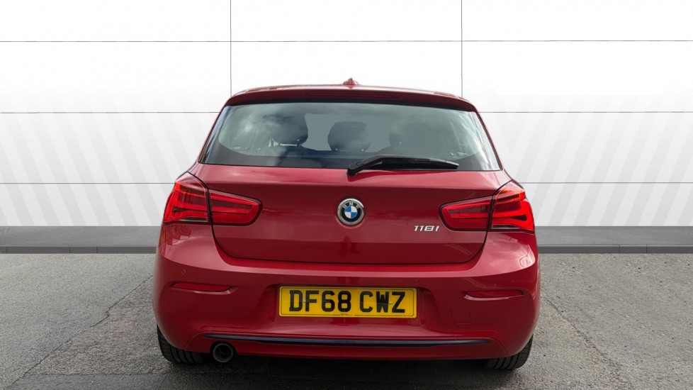 BMW 1 Series 118i [1.5] Sport 5dr [Nav/Servotronic] Petrol Hatchback - Image 6