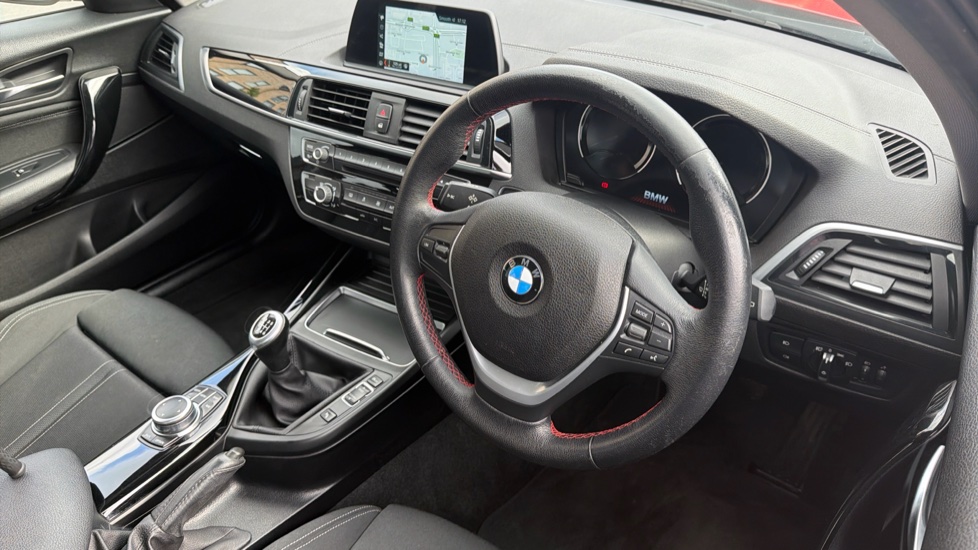 BMW 1 Series 118i [1.5] Sport 5dr [Nav/Servotronic] Petrol Hatchback - Image 11