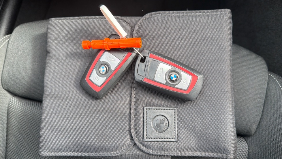 BMW 1 Series 118i [1.5] Sport 5dr [Nav/Servotronic] Petrol Hatchback - Image 19