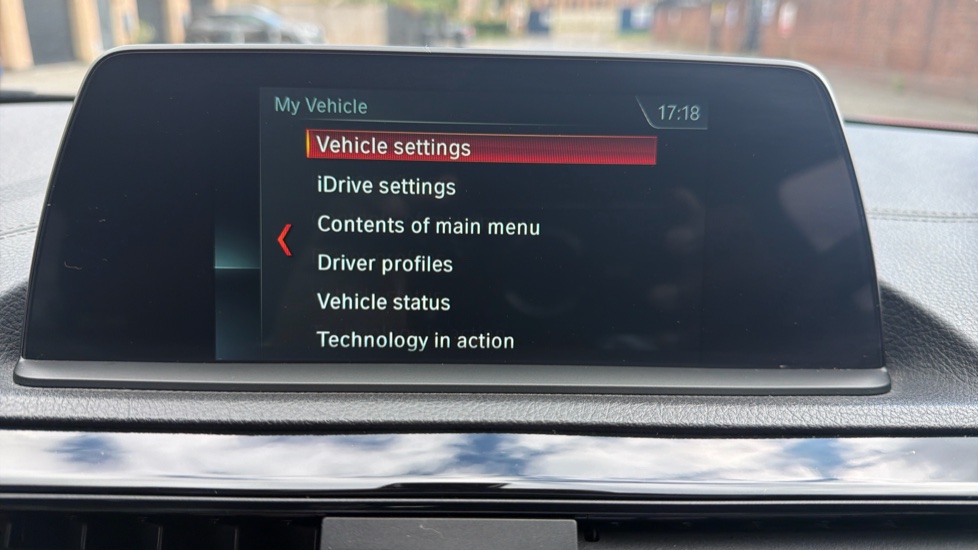 BMW 1 Series 118i [1.5] Sport 5dr [Nav/Servotronic] Petrol Hatchback - Image 23
