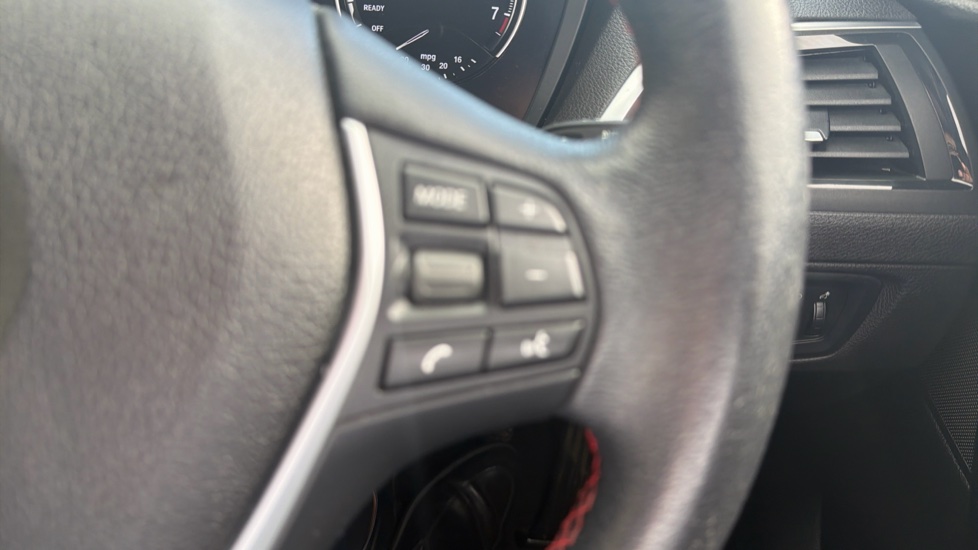 BMW 1 Series 118i [1.5] Sport 5dr [Nav/Servotronic] Petrol Hatchback - Image 30