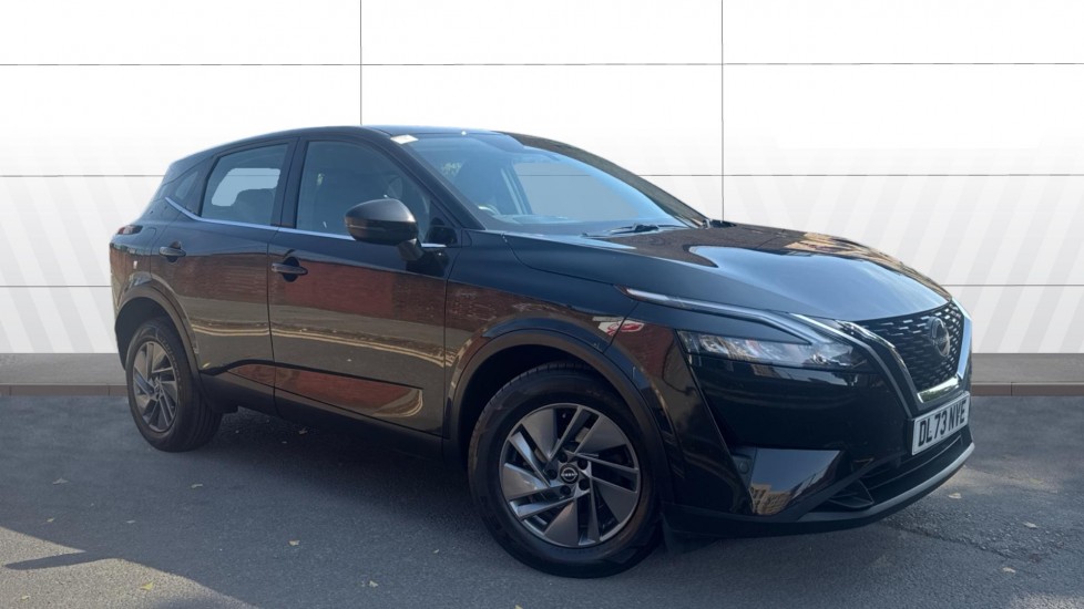 Nissan Qashqai 1.3 DiG-T MH 158 Acenta Premium 5dr Xtronic Petrol Hatchback - Image 1
