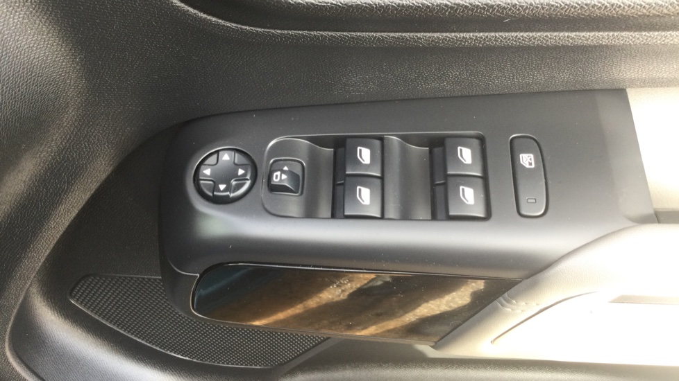 Citroen C5 Aircross 1.2 PureTech 130 Flair Plus 5dr Petrol Hatchback - Image 37