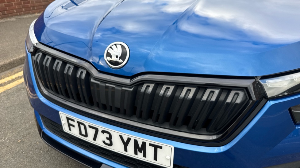 Skoda Kamiq 1.0 TSI 110 Monte Carlo 5dr DSG Petrol Hatchback - Image 33