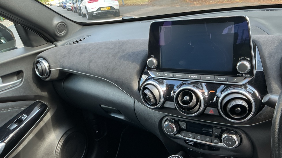 Nissan Juke 1.0 DiG-T 114 Tekna+ 5dr Petrol Hatchback - Image 14