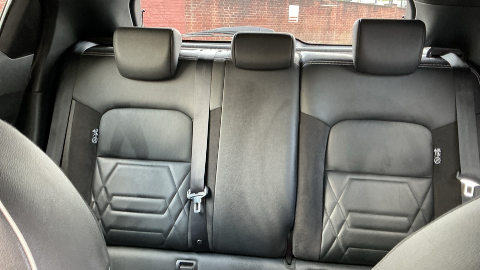 Nissan Juke 1.0 DiG-T 114 Tekna+ 5dr Petrol Hatchback - Image 15