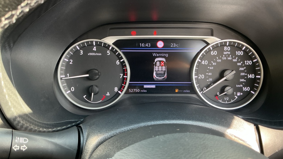 Nissan Juke 1.0 DiG-T 114 Tekna+ 5dr Petrol Hatchback - Image 18