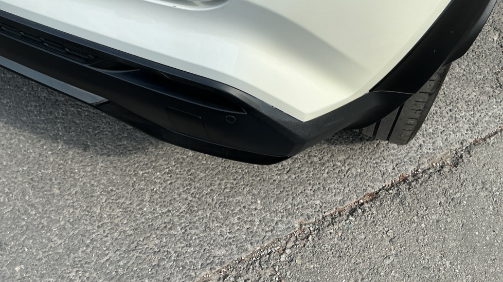 Nissan Juke 1.0 DiG-T 114 Tekna+ 5dr Petrol Hatchback - Image 35