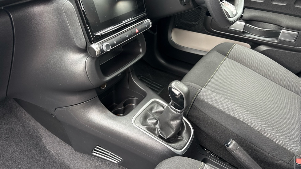 Citroen C3 1.2 PureTech C-Series Edition 5dr Petrol Hatchback - Image 13