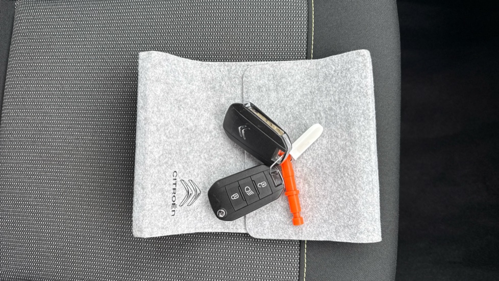 Citroen C3 1.2 PureTech C-Series Edition 5dr Petrol Hatchback - Image 19