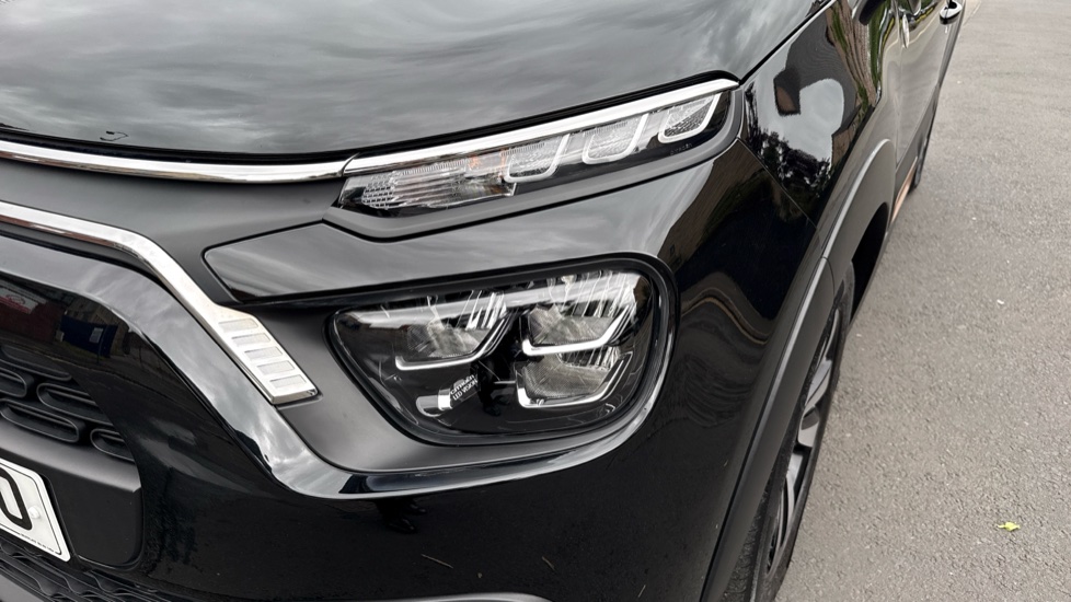 Citroen C3 1.2 PureTech C-Series Edition 5dr Petrol Hatchback - Image 21