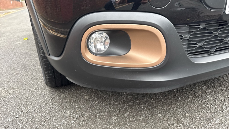 Citroen C3 1.2 PureTech C-Series Edition 5dr Petrol Hatchback - Image 22