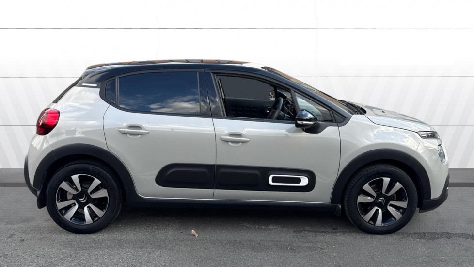 Citroen C3 1.2 PureTech Plus 5dr Petrol Hatchback - Image 5