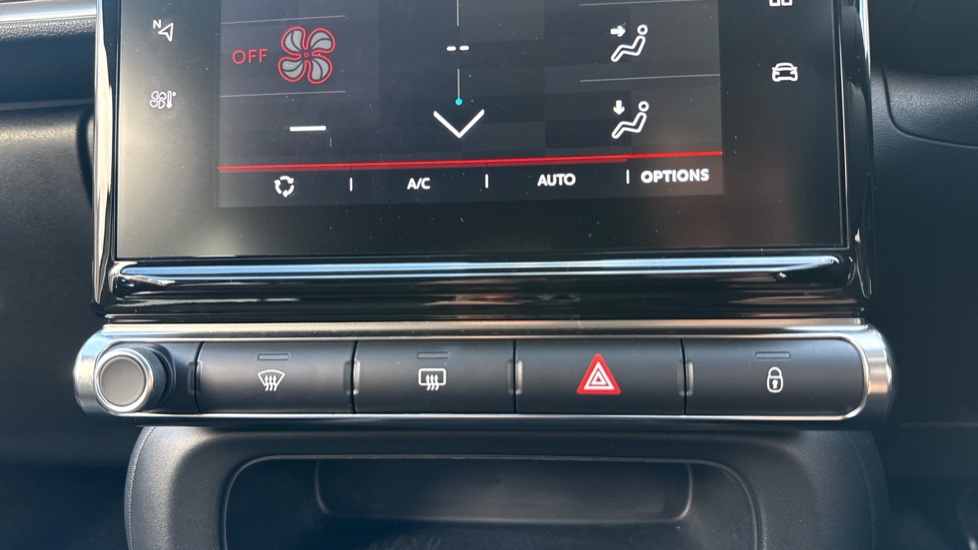 Citroen C3 1.2 PureTech Plus 5dr Petrol Hatchback - Image 27