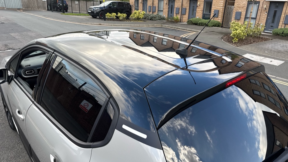 Citroen C3 1.2 PureTech Plus 5dr Petrol Hatchback - Image 38
