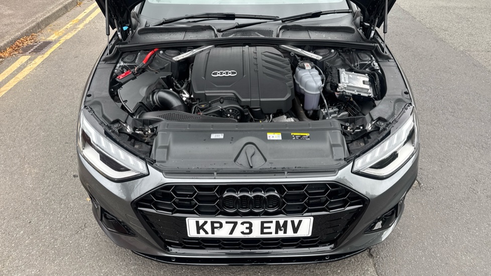 Audi A4 35 TFSI Black Edition 5dr S Tronic Petrol Estate - Image 8