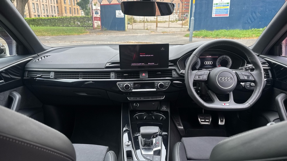 Audi A4 35 TFSI Black Edition 5dr S Tronic Petrol Estate - Image 10