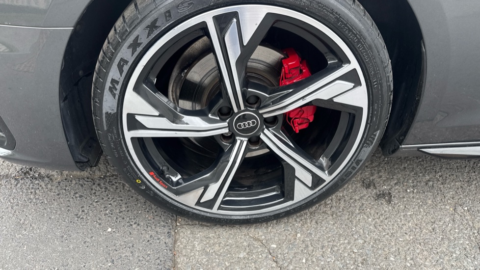 Audi A4 35 TFSI Black Edition 5dr S Tronic Petrol Estate - Image 36