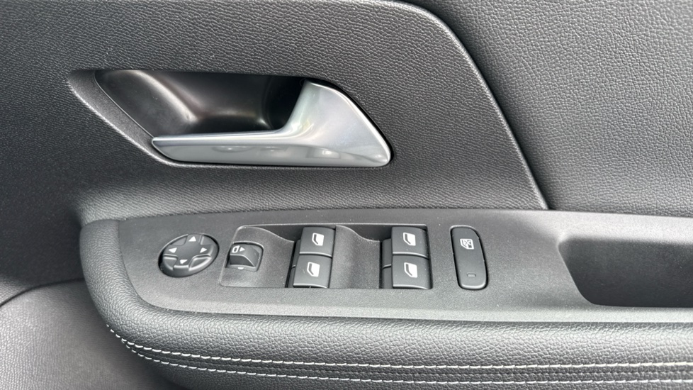 Vauxhall Mokka 1.2 Turbo Ultimate 5dr Auto Petrol Hatchback - Image 21