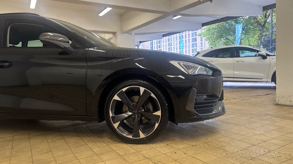 CUPRA Leon 1.5 TSI V1 5dr Petrol Estate - Image 7