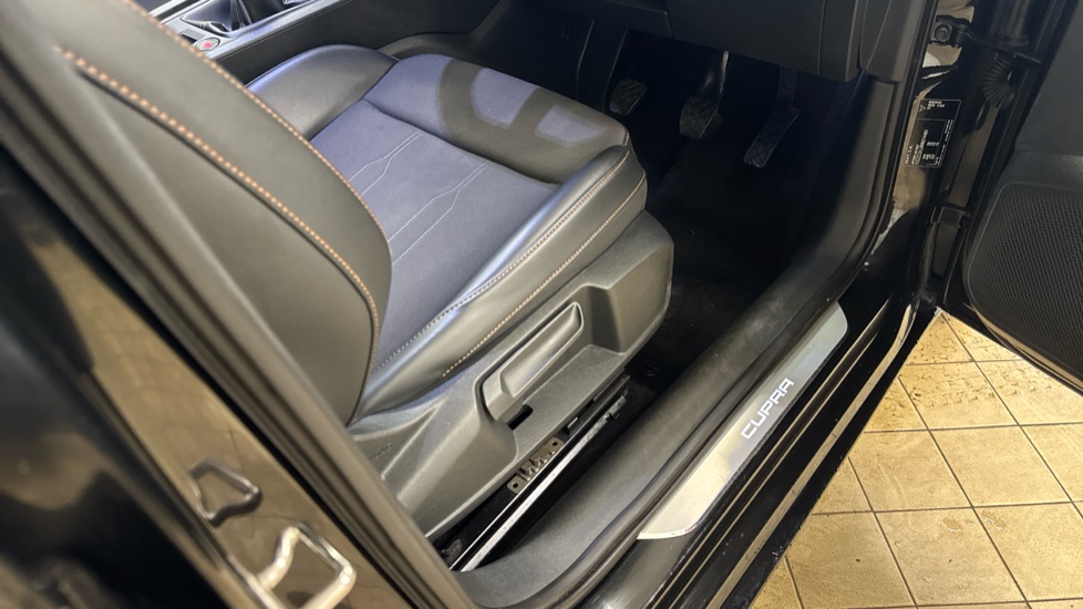 CUPRA Leon 1.5 TSI V1 5dr Petrol Estate - Image 38