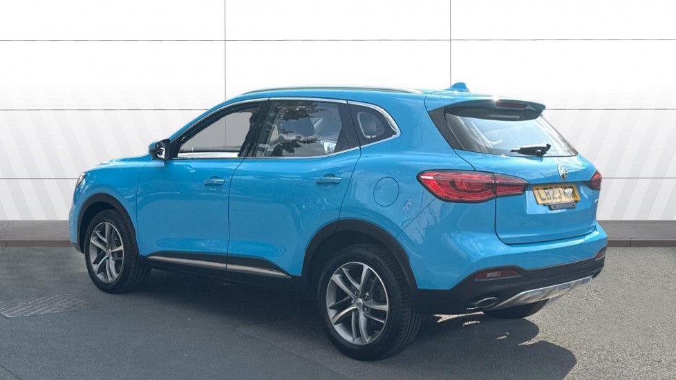 MG HS 1.5 T-GDI Excite 5dr Petrol Hatchback - Image 2