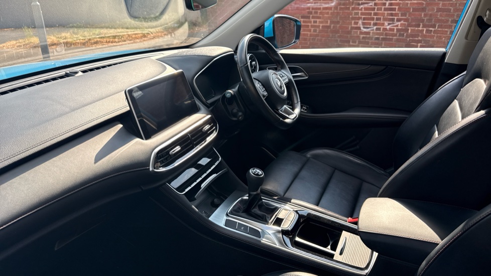 MG HS 1.5 T-GDI Excite 5dr Petrol Hatchback - Image 9