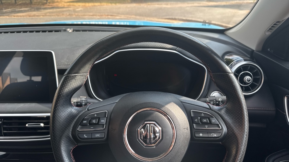 MG HS 1.5 T-GDI Excite 5dr Petrol Hatchback - Image 18