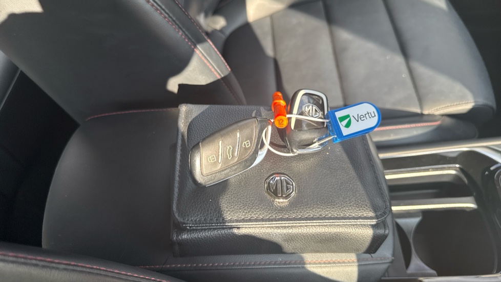 MG HS 1.5 T-GDI Excite 5dr Petrol Hatchback - Image 19