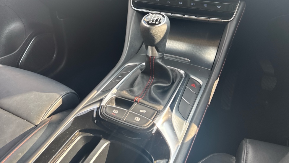 MG HS 1.5 T-GDI Excite 5dr Petrol Hatchback - Image 41