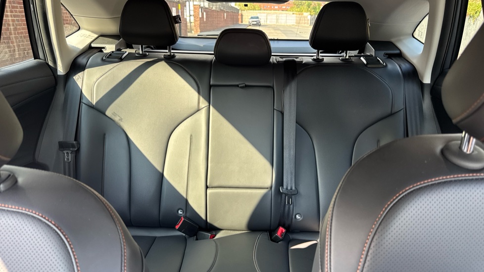 MG HS 1.5 T-GDI Hybrid+ Trophy 5dr Auto Hybrid Hatchback - Image 15