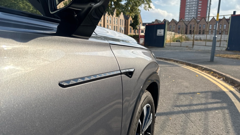 MG HS 1.5 T-GDI Hybrid+ Trophy 5dr Auto Hybrid Hatchback - Image 39