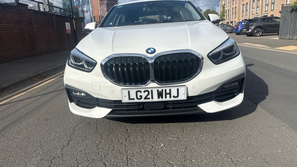 BMW 1 Series 116d SE 5dr Step Auto Diesel Hatchback - Image 24