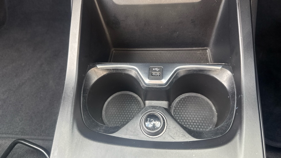 BMW 1 Series 116d SE 5dr Step Auto Diesel Hatchback - Image 41