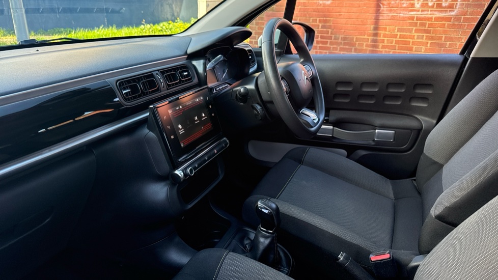 Citroen C3 1.2 PureTech Shine 5dr Petrol Hatchback - Image 9