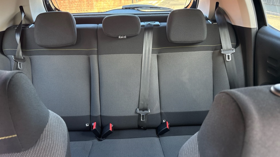 Citroen C3 1.2 PureTech Shine 5dr Petrol Hatchback - Image 15