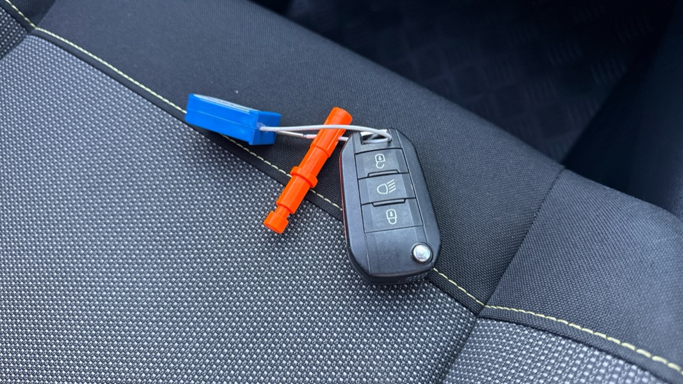Citroen C3 1.2 PureTech Shine 5dr Petrol Hatchback - Image 20