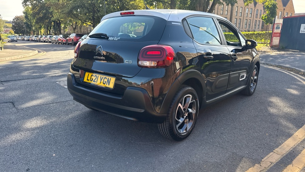 Citroen C3 1.2 PureTech Shine 5dr Petrol Hatchback - Image 38