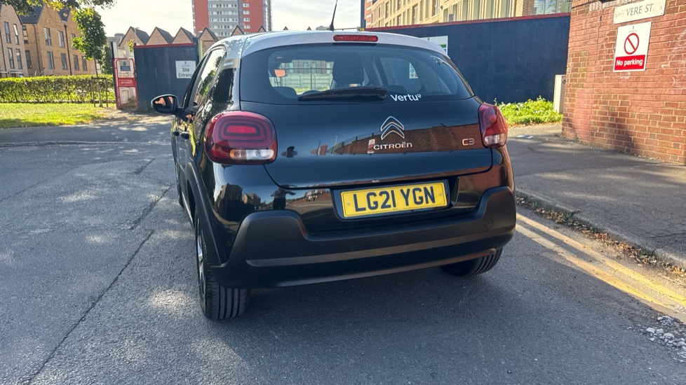 Citroen C3 1.2 PureTech Shine 5dr Petrol Hatchback - Image 39