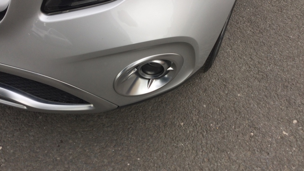 Mercedes-Benz GLA 200d Sport 5dr Diesel Hatchback - Image 26