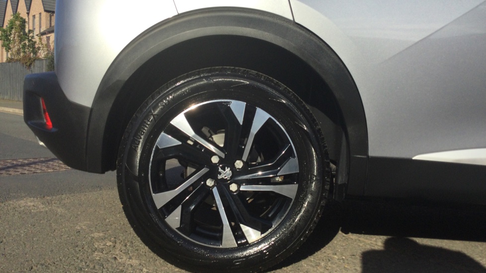 Peugeot 2008 1.2 PureTech 130 Allure 5dr EAT8 Petrol Estate - Image 7