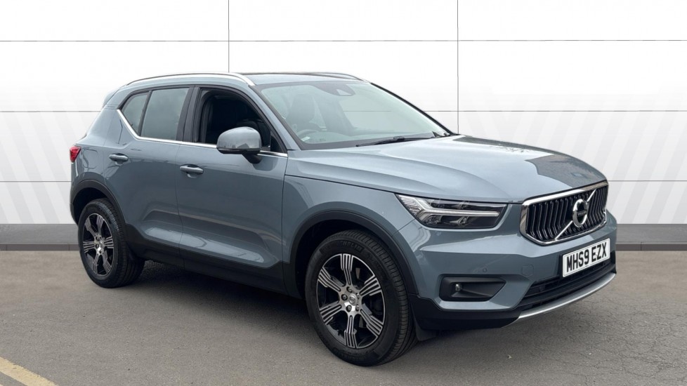 Volvo XC40 2.0 T4 Inscription 5dr Geartronic Petrol Estate - Image 1