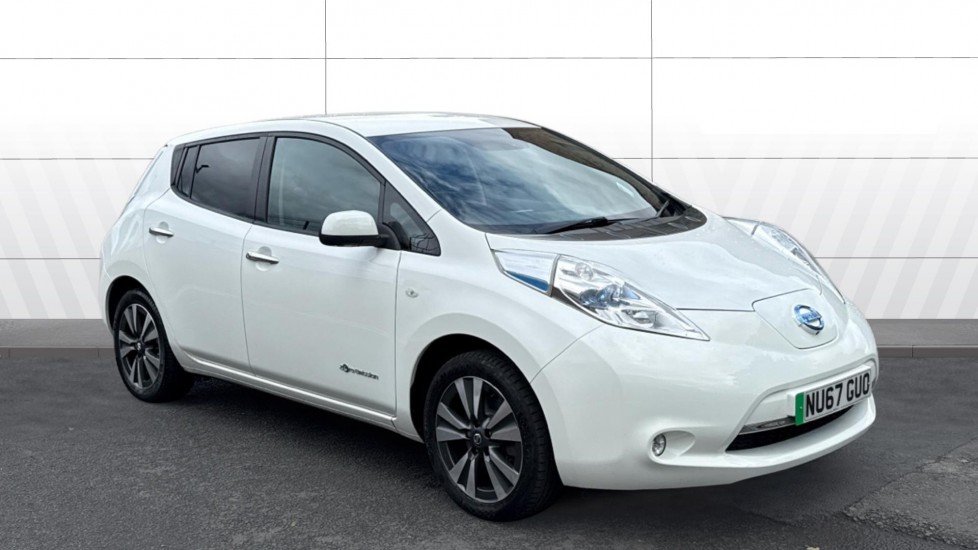Nissan LEAF 80kW Tekna 30kWh 5dr Auto Electric Hatchback - Image 1