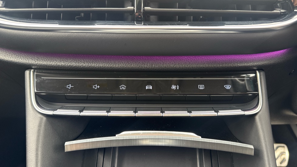 MG HS 1.5 T-GDI Exclusive 5dr DCT Petrol Hatchback - Image 27