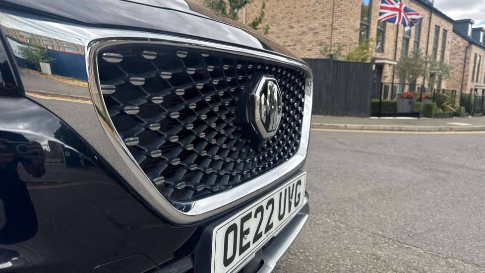 MG HS 1.5 T-GDI Exclusive 5dr DCT Petrol Hatchback - Image 39
