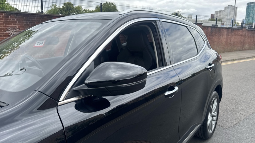 MG HS 1.5 T-GDI Exclusive 5dr DCT Petrol Hatchback - Image 42