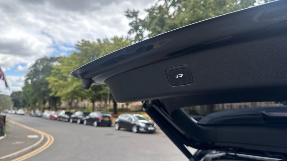 MG HS 1.5 T-GDI Exclusive 5dr DCT Petrol Hatchback - Image 43